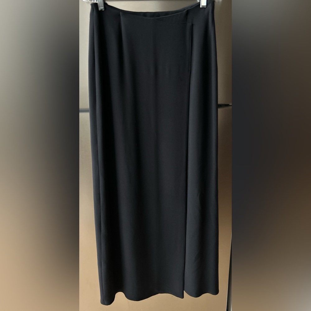 Giorgio Armani Black Silk Midi Skirt Made in Italy Size 44